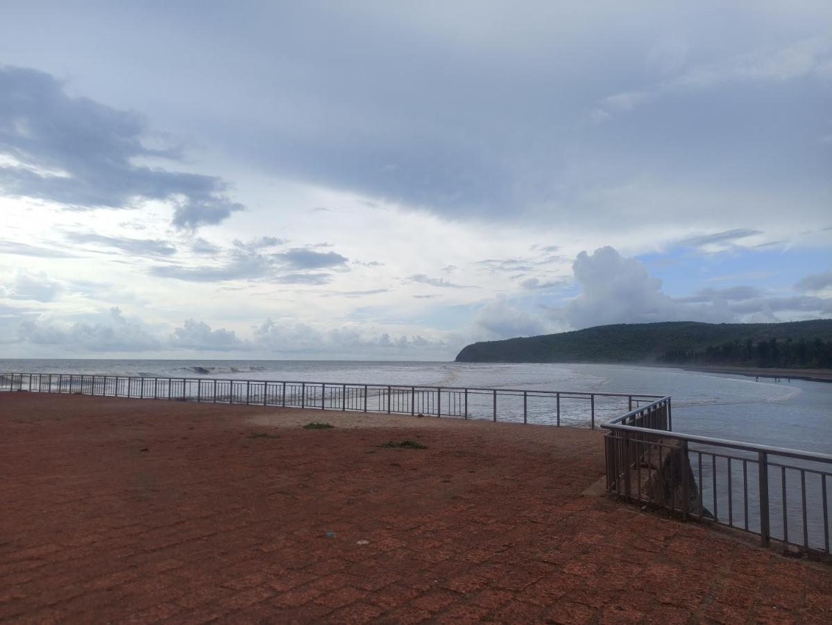 Priyansh Home Stay Harihareshwar Exterior foto